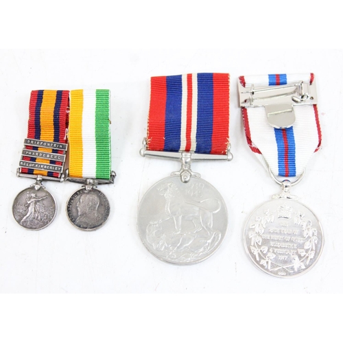 1376 - Qty of assorted interesting military related items to inc 2 silver ARP badges, Princess Mary tin, WW... 