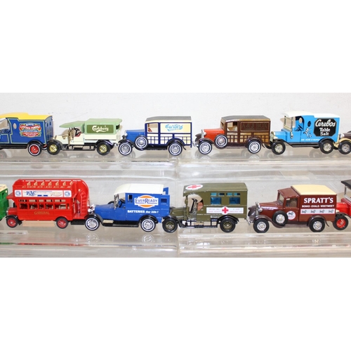 639 - A large qty of assorted vintage model vehicles, all Matchbox, mainly advertising lorries