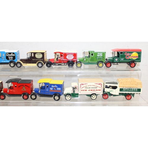 639 - A large qty of assorted vintage model vehicles, all Matchbox, mainly advertising lorries