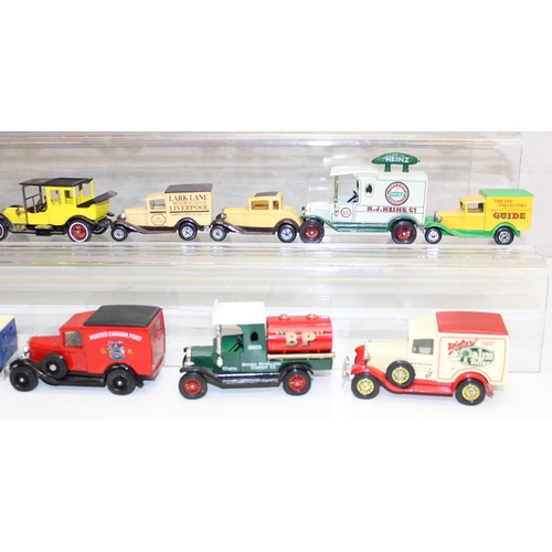 639 - A large qty of assorted vintage model vehicles, all Matchbox, mainly advertising lorries