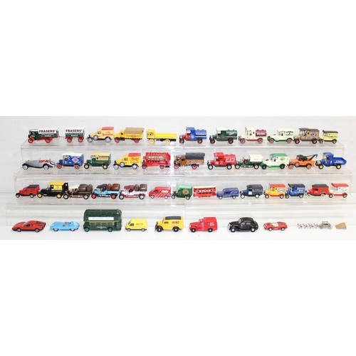 640 - A large qty of assorted vintage model vehicles, mainly Matchbox with some Dinky & Corgi etc, mainly ... 