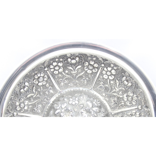 1009A - An impressive embossed Indian or middle eastern silver bowl with raised domed centre, decorated with... 