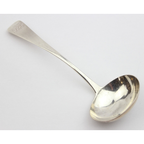 1024 - A Georgian silver sauce or toddy ladle, London 1815 by John Lias, approx 17cm long, approx 42.47g gr... 