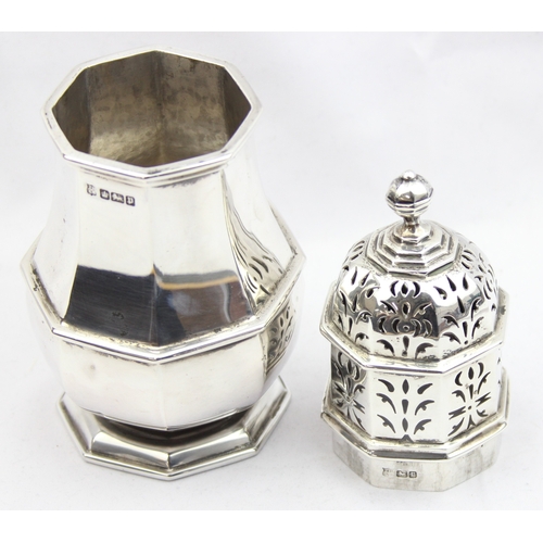 1055 - An impressive silver sugar castor of Georgian form, octagonal shape, marked for Sheffield 1907 by Th... 