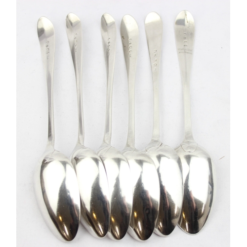 1077 - A matched set of 6 Scottish silver serving spoons, 5 marked for Edinburgh 1793 by Robert Clark & one... 