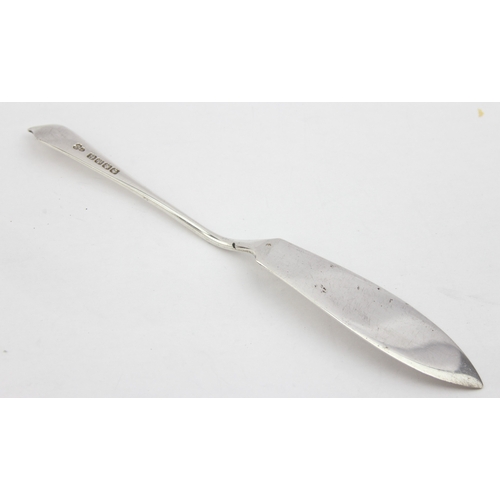 1084 - Scottish silver fish knife, Glasgow 1929 by Davidson, Henderson & Sorley, approx 20cm long, approx 4... 