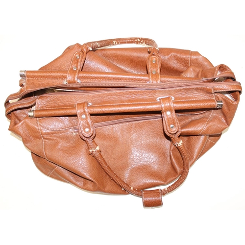 223 - 4 assorted vintage and later leather, faux leather bags and items etc, to inc a shoulder bag from Ga... 