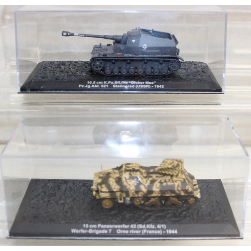 646 - Quantity of scale model WWII military vehicles to include Dicker Max heavy assault tank, Nashorn tan... 