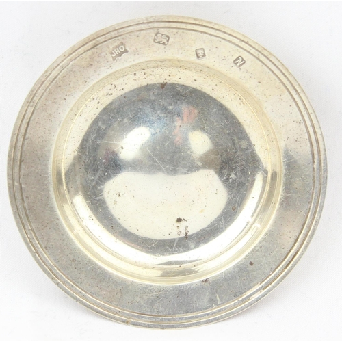 1099E - A miniature silver Armada dish, London 1987 by John Henry Odell, approx 75mm in diameter, approx 29.... 