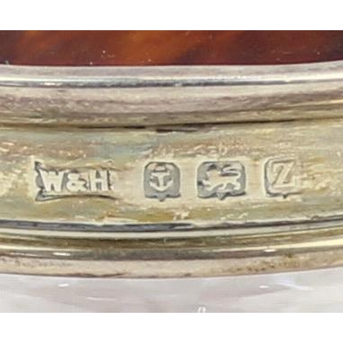 1099H - A cut glass dressing table jar with silver and tortoiseshell lid, marked for Birmingham 1924 by Walk... 