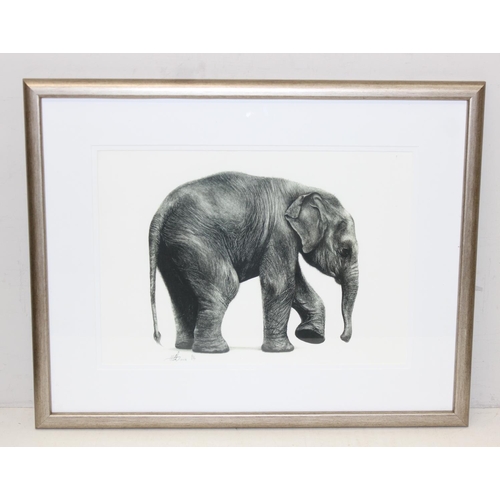 465 - Gareth Lloyd (British, XX-XXI), 3 assorted limited edition prints to inc elephant, giraffe and rhino... 