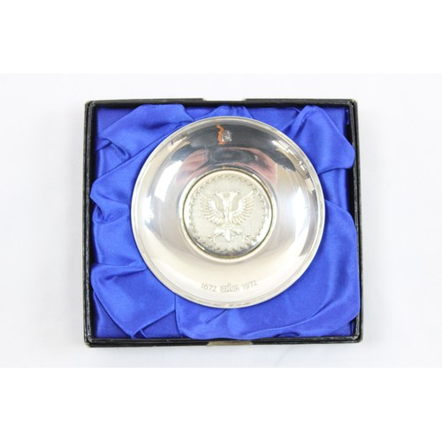 1099L - A vintage Britannia silver (.958) silver dish commemorating the 300th anniversary of the Hoare Bank,... 