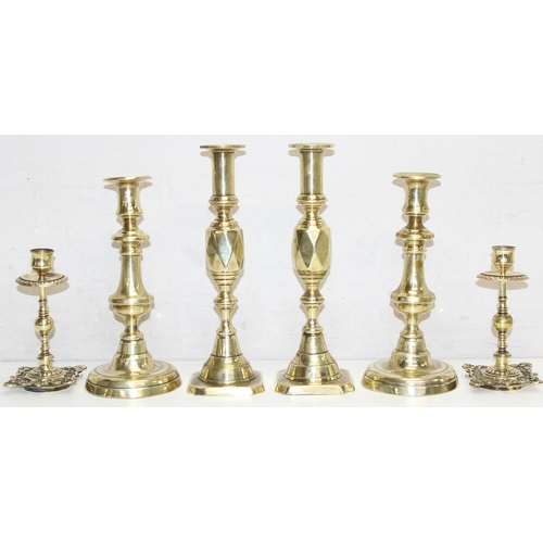 1512 - 3 pairs of brass candlesticks, tallest approx 28cm