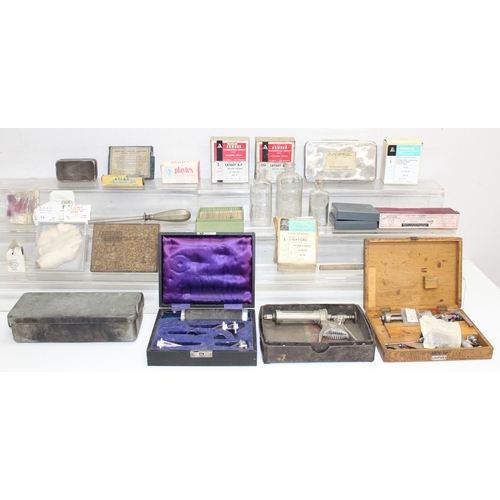 707 - Mix of vintage veterinary and other medical related items to incl microscopic slides and surgical eq... 