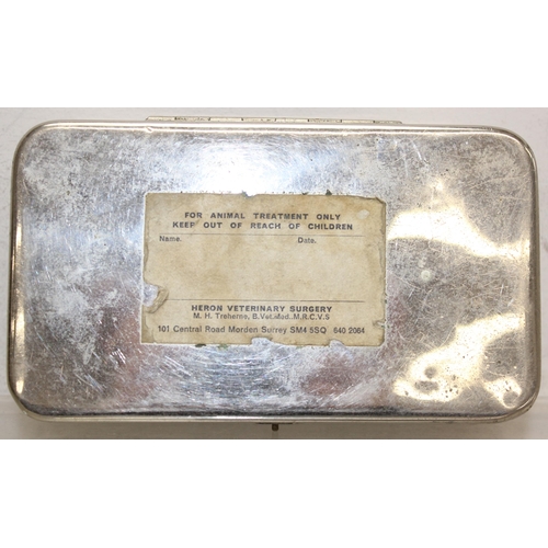 707 - Mix of vintage veterinary and other medical related items to incl microscopic slides and surgical eq... 