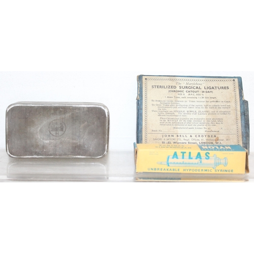 707 - Mix of vintage veterinary and other medical related items to incl microscopic slides and surgical eq... 