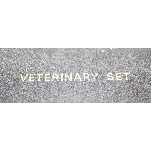 707 - Mix of vintage veterinary and other medical related items to incl microscopic slides and surgical eq... 