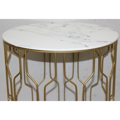 101 - Retro style round side table with marble-effect top and gold-painted metal base, approx 40cm x 40cm ... 