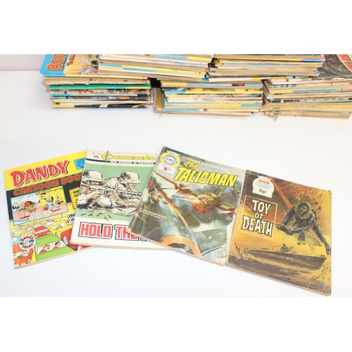 519 - Qty of assorted vintage comics to inc Commando, War Picture Library, Dandy etc