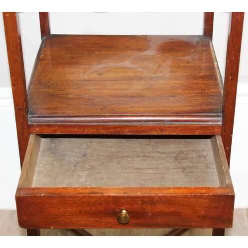 194 - A Georgian mahogany wash-stand with bowl and other ceramic pieces, approx 36cm x 36cm x 79cm