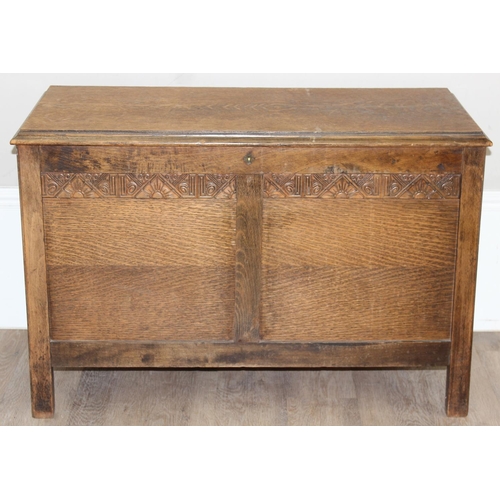 198Y - A 1930's Art Deco period oak blanket box containing a number of vintage blankets, approx 92cm x 44cm... 