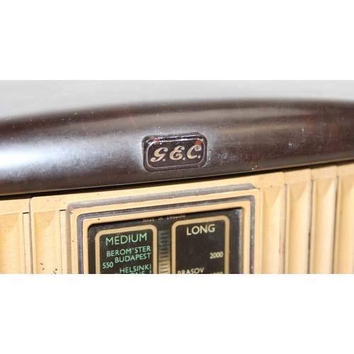 711 - 2 vintage Bakelite cased radios to inc a GEC 5244 & a Regentone model DP3, the largest approx 40cm w... 