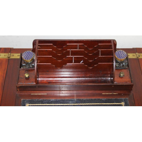 117 - A superb quality Edwardian inlaid mahogany pop-up or Jack in the Box writing desk, the hinged panels... 