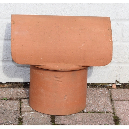 349A - Qty of various terracotta items to include chimney pots and a planter, largest approx 53cm W x 38cm ... 