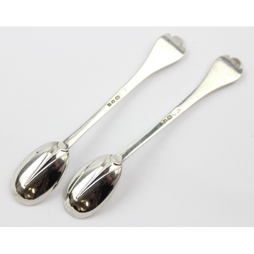 1012 - [32.12g] - a pair of Queen Anne style silver 