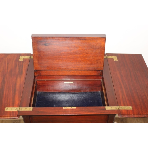 117 - A superb quality Edwardian inlaid mahogany pop-up or Jack in the Box writing desk, the hinged panels... 