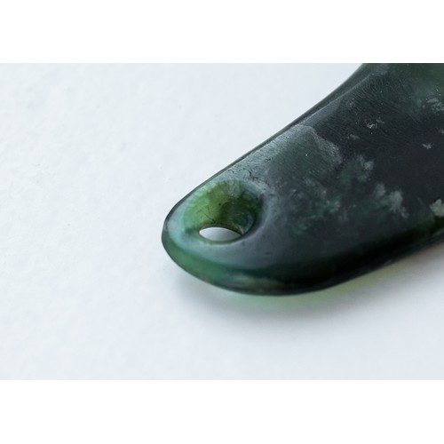 5 - Rare Kākā Pōria (Parrot Leg Ring, Kaka Poria), presented to Sir Cyril Newall

New Zealand 
Bowenite
... 