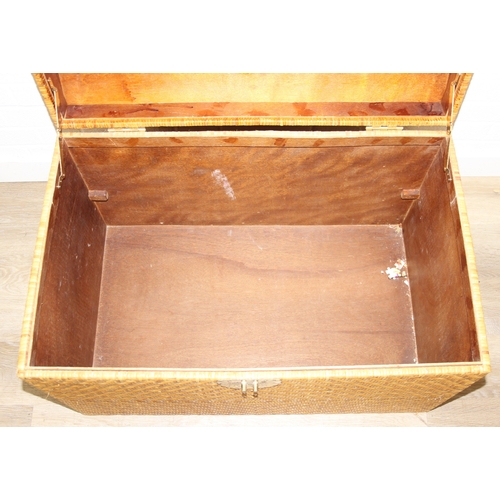 34 - A vintage wicker trunk with brass clasp, possibly Chinese, 80cm x 50cm x 52cm