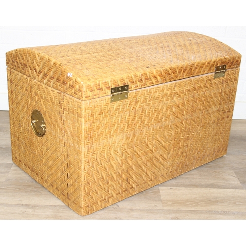 34 - A vintage wicker trunk with brass clasp, possibly Chinese, 80cm x 50cm x 52cm