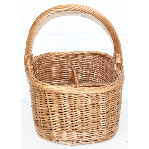 273 - Two vintage wicker picnic baskets to incl hamper basket with handle to incl melamine contents, and w... 