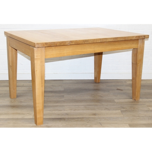 73 - A modern light oak extending dining table with single extra leaf, 133cm extending to 169cm x 92cm x ... 