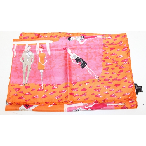 205 - Qty of mixed ladies' scarves, many labelled 100% silk but most suspected to be silk, to incl example... 