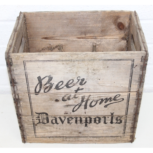 279 - A vintage wooden Davenports 'Beer at Home' advertising bottle crate, 30cm x 20cm x 30cm
