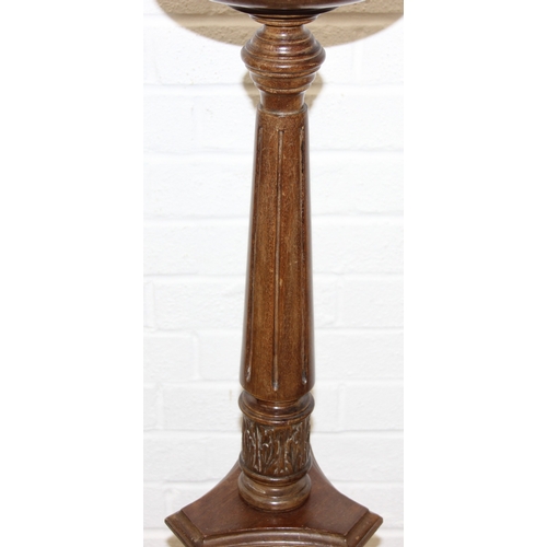 192 - An unusual vintage mahogany 3-legged jardinière stand with carved details, 115cm