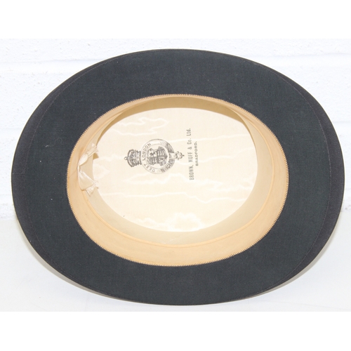 216 - Vintage black silk top hat by Brown Muff & Co Ltd of Bradford in original box, hat aperture 20cm x 1... 