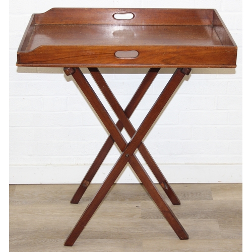 184 - A vintage mahogany butler's serving tray on folding stand, 75cm x 49cm x 86cm