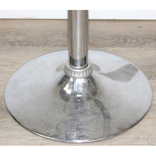 27 - A pair of retro style chrome and white leather effect bar stools by Dwell, in the manner of LEM stoo... 