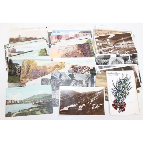 Qty of antique and later postcards, some in albums and many with postmarks