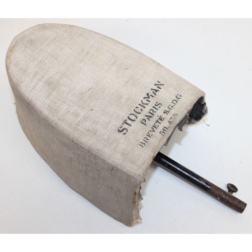 220 - Mix of vintage items to incl small clutch bag, black jewellery box with multi-compartments, hats, wi... 