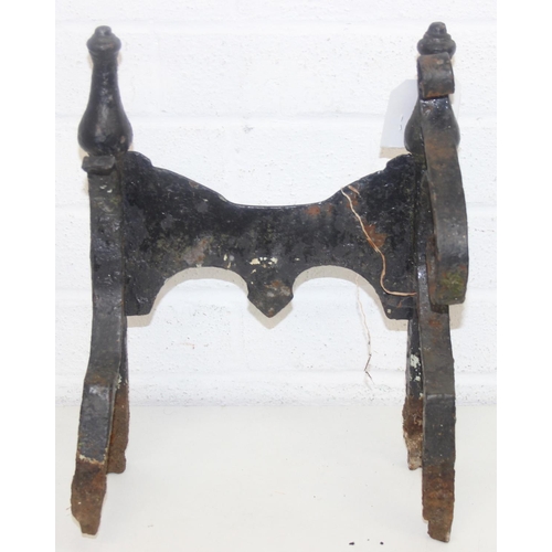 327 - Antique wrought iron boot scraper, 27cm x 13cm x 35cm