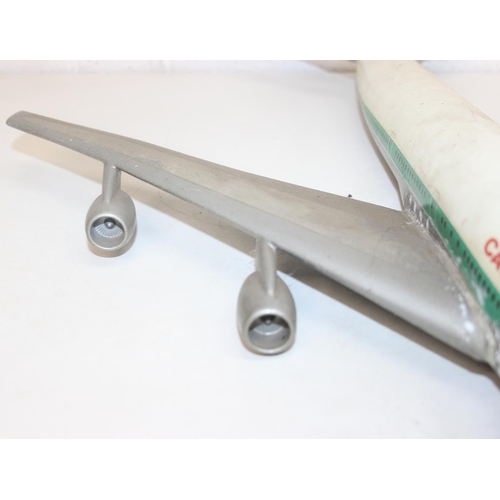 683 - Model of a Boeing 747-267B built by Skyland Models with Cathay Pacific livery, 69cm x 61cm