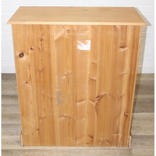 50 - A modern pine two over four chest of drawers with bun handles, 90cm x 40cm x 103cm, one of two in th... 