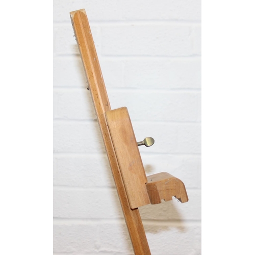 49 - Mabef of Italy - a vintage adjustable artist's floor standing easel, 55cm x 163cm (folded)