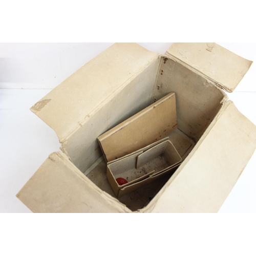 684 - Vintage Mamod traction engine T.E.1, with accessories and original box, box 27cm x 15cm x 18cm