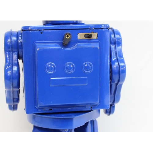 687 - Retro toy robot Space Walk Man, battery operated  with original box, the box measures 17cm x 13cm x ... 