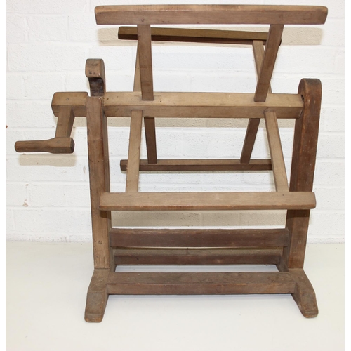 299 - Vintage spinning wheel painted in a barge ware style, and antique wool winder in pine, the wool wind... 